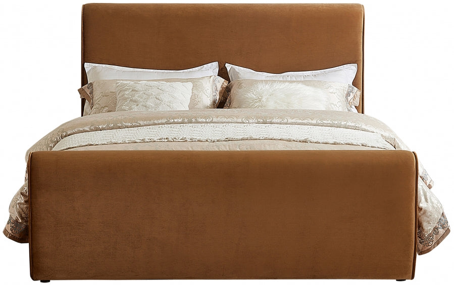 Saddle Velvet Bed